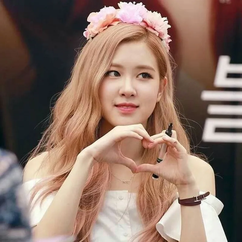 Siêu đáng yêu với hình nền rose blackpink cute