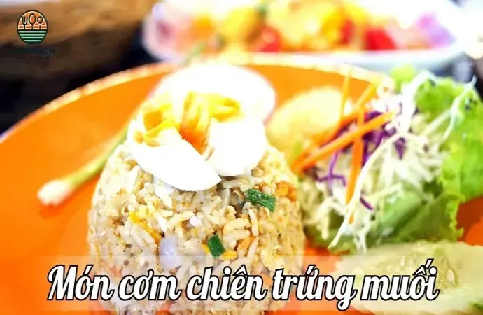 Khám phá hương vị đặc biệt của cơm chiên trứng muối tại nhà