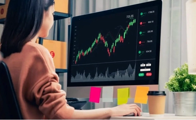 Những lưu ý khi dùng phân tích định lượng trong đầu tư